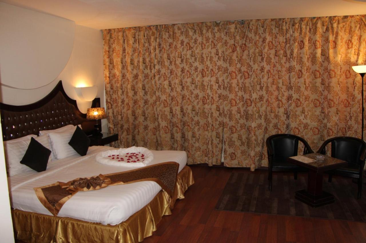 Kenanah Jeddah Hotel Kültér fotó